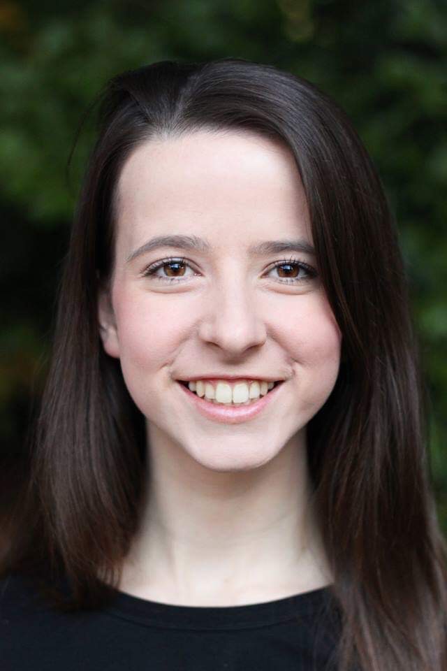 Mary Davies, Welsh-speaking theatre-maker